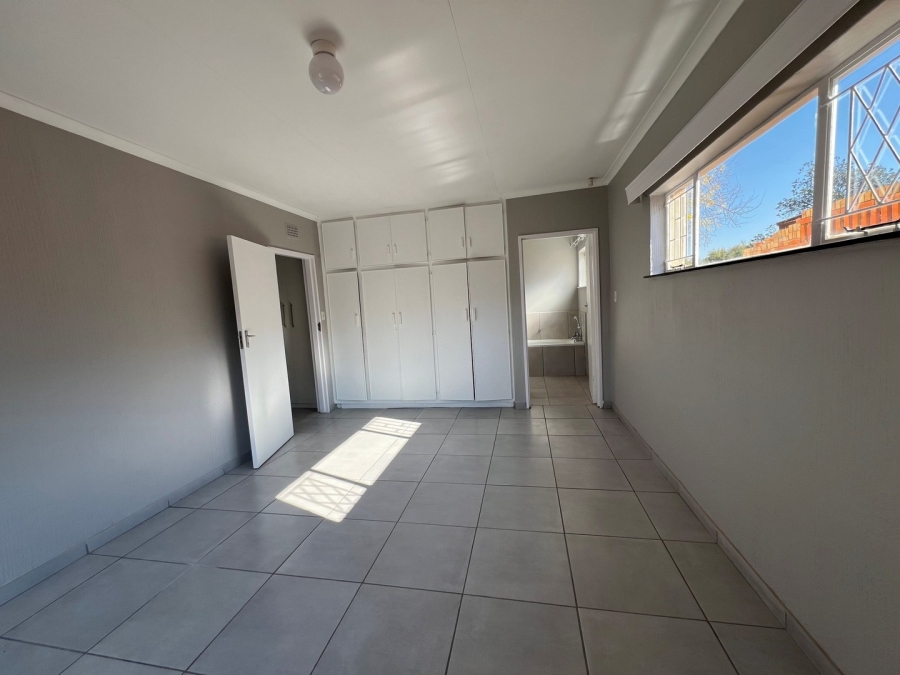 3 Bedroom Property for Sale in Universitas Ridge Free State